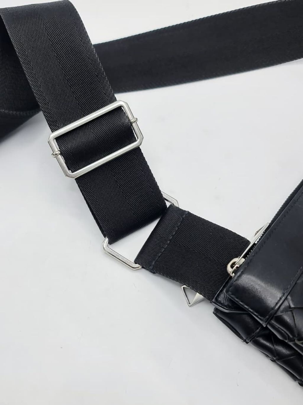 74dca7aa-3cbb-4bcf-b77d-0deb4814172b