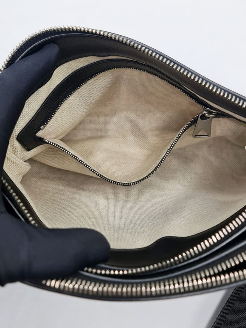 560f1d25-6b74-4f66-8f48-4ce68ef6e274