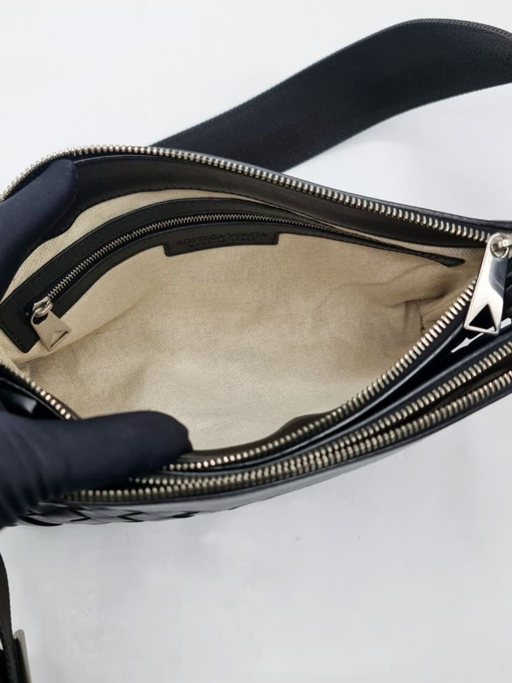 c37848e0-da78-4c6c-b895-a9123ef32a30