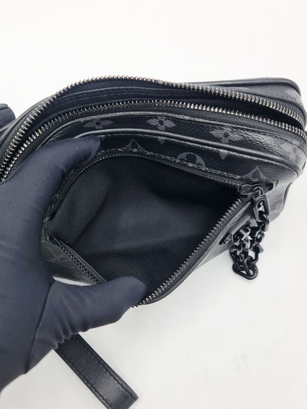 367ca101-c5a3-464e-82d7-65927c894002