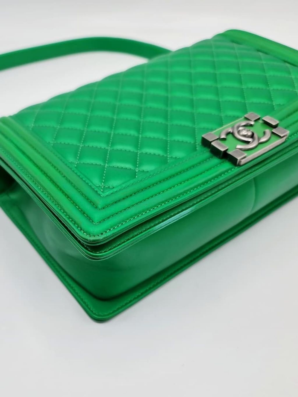 1bc7793f-409a-4039-b07e-d83e65a686dd