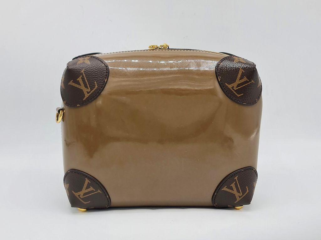 1edd2991-77d8-4a6a-b85b-1991b309c782