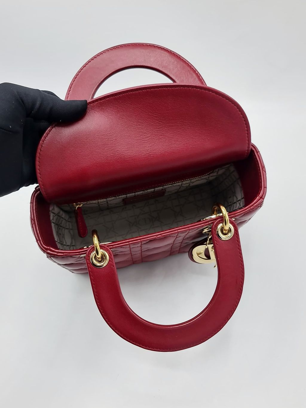 d1bfad2b-1bfb-43b7-9f22-fe28b3da8636