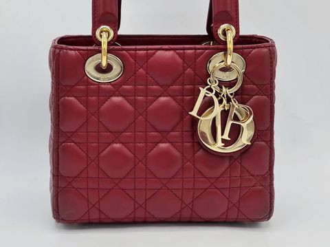 d18a7460-a1c4-4801-b954-8714f875ea77