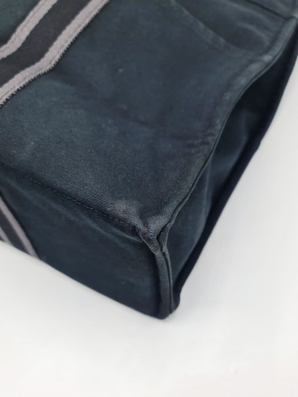 0de48a71-2543-4837-bbc7-f0e114718733