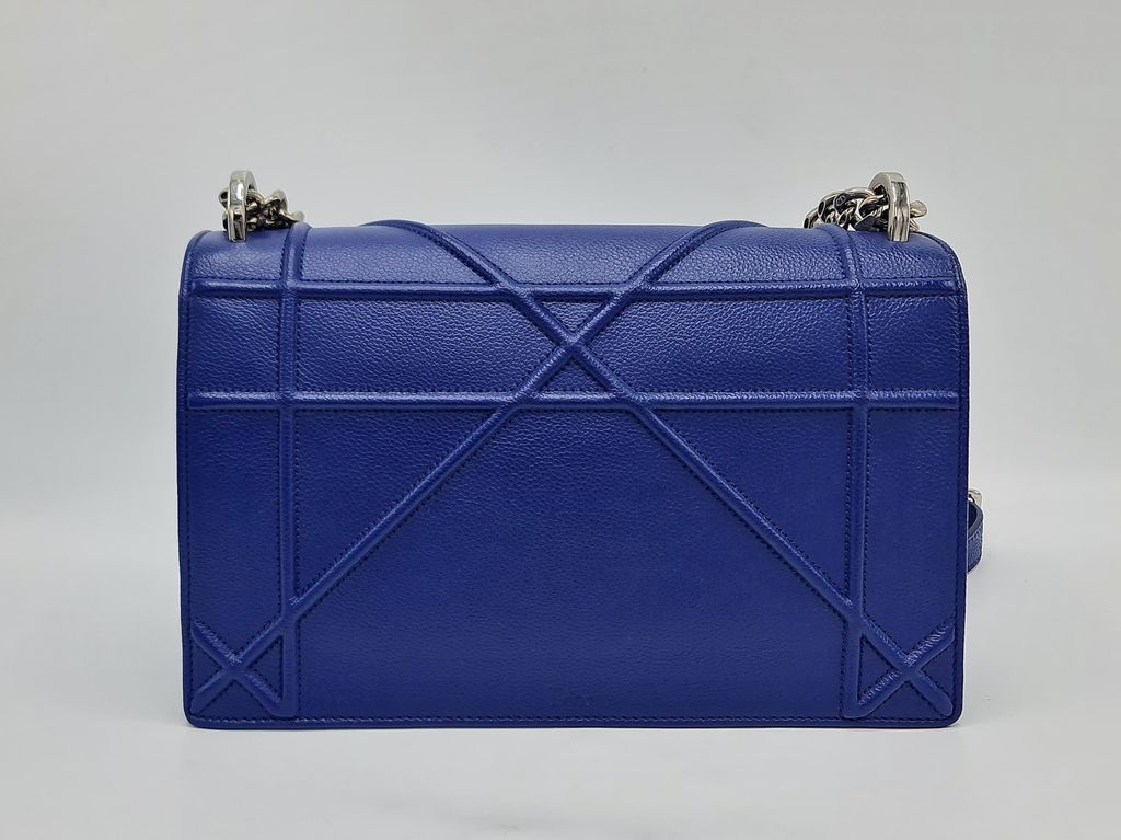 12d548b8-edbe-419f-9306-427b44b65146