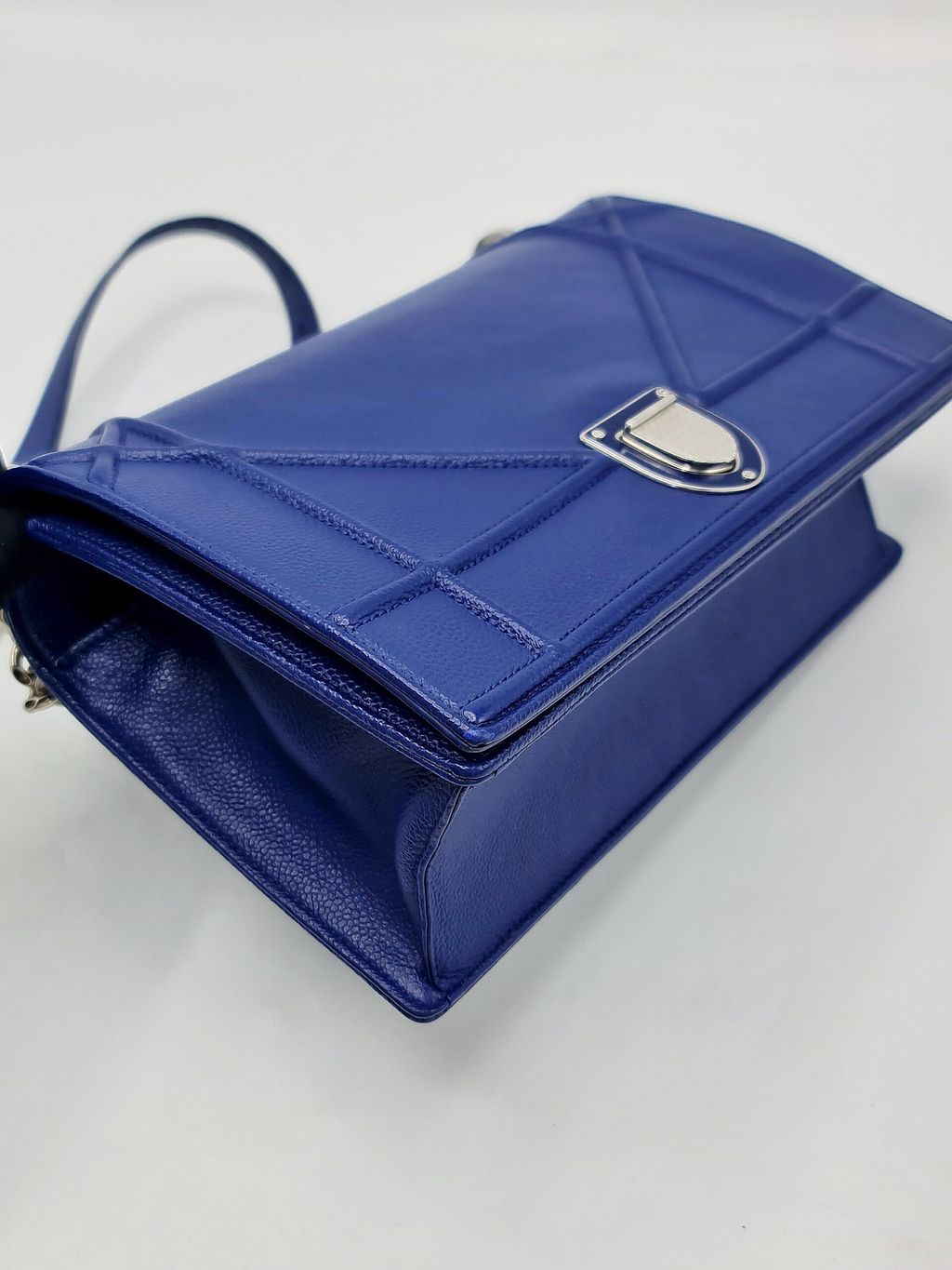 cf698757-70d8-406e-a03c-5ad2c0882c97