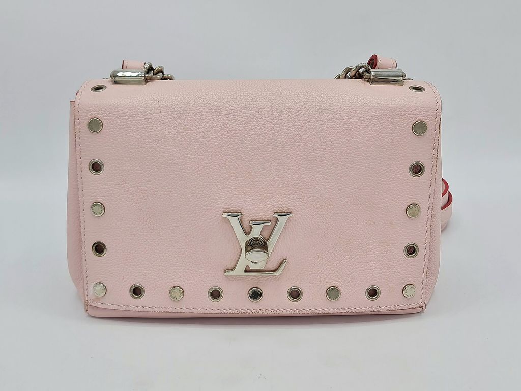 39ae9bfb-fc13-425d-9f15-71e4c6d1fd68