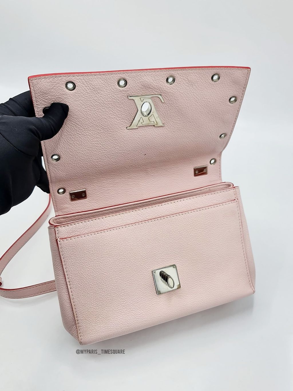 1984ad0e-bf41-4959-bd70-656341099462