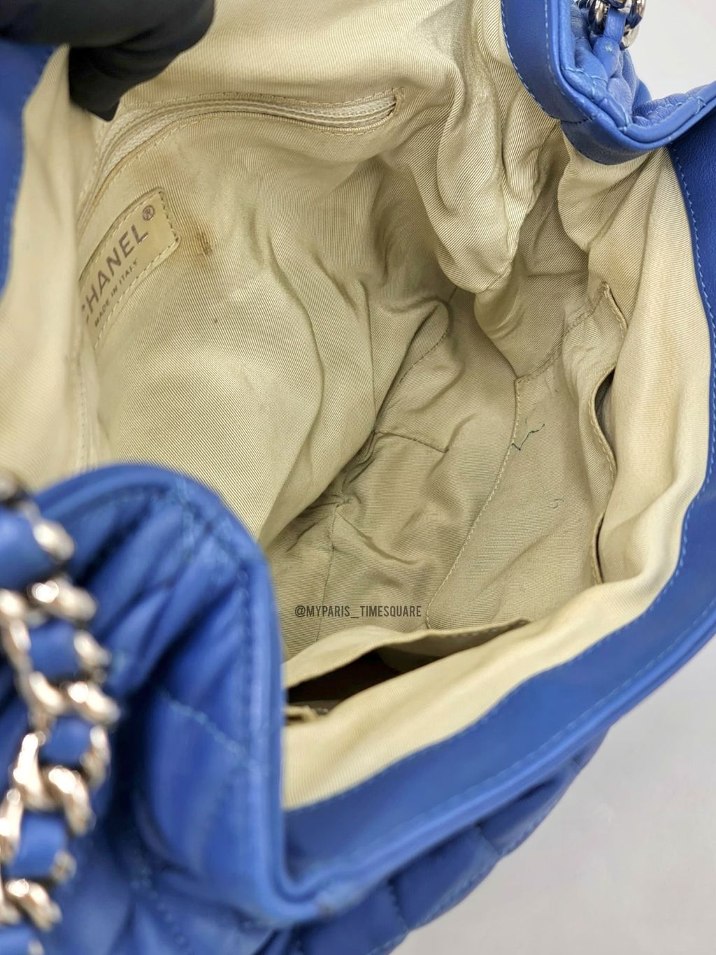 a2da9b06-b2bd-446a-acfa-58d25eb526e6