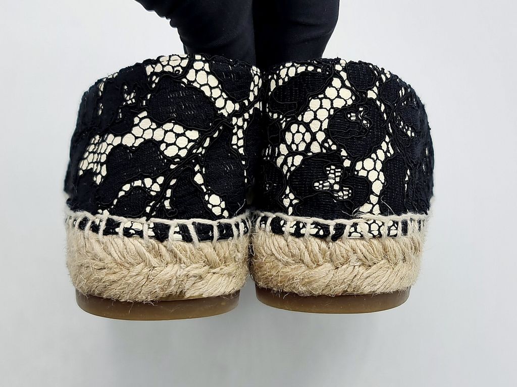 3f95a9b6-8675-42bb-b548-1d80d1e40bbc