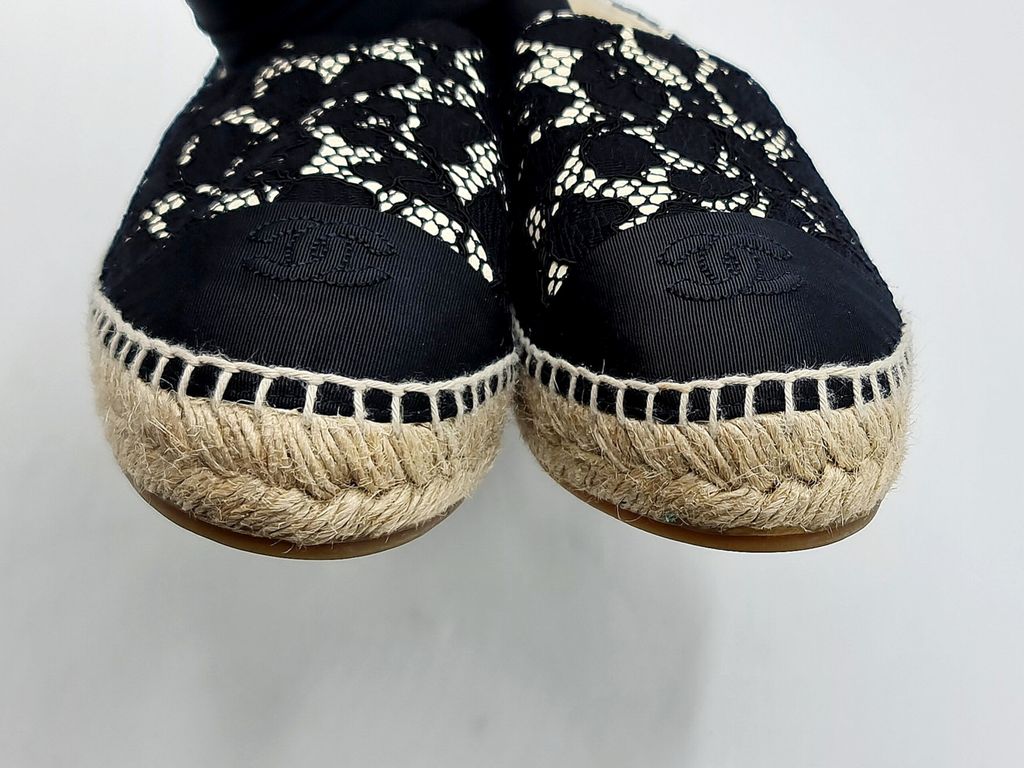 2fa5058c-72a5-4c9c-b077-f19ae3dc3b2c