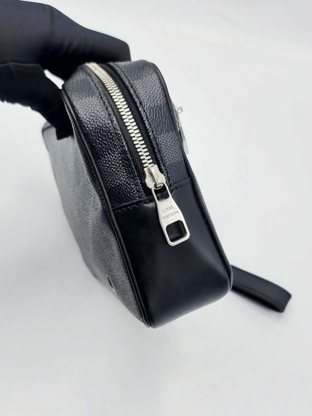 06864320-a23b-41e2-ad10-aa5d4ac95f44