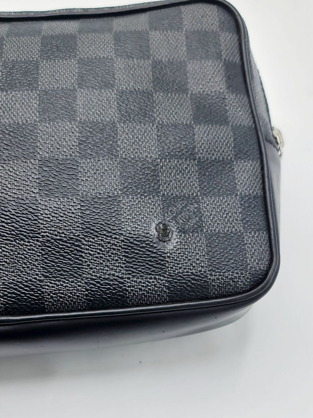 3e1ac665-161d-4b68-b045-fbfd01d4c3cb