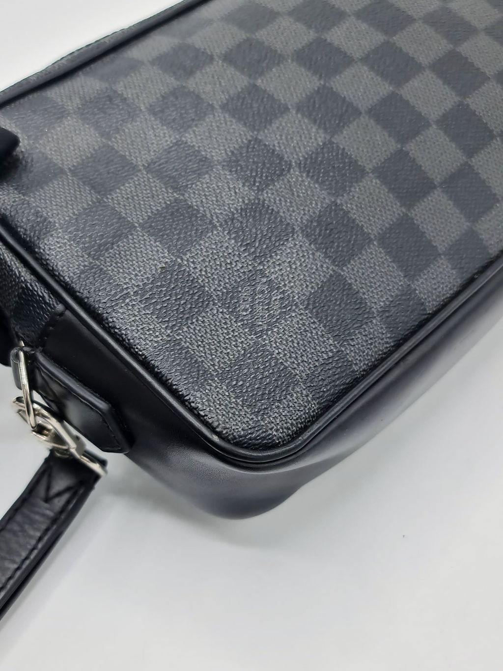 981c1042-b884-4865-b7e8-48fb2ca2e5de