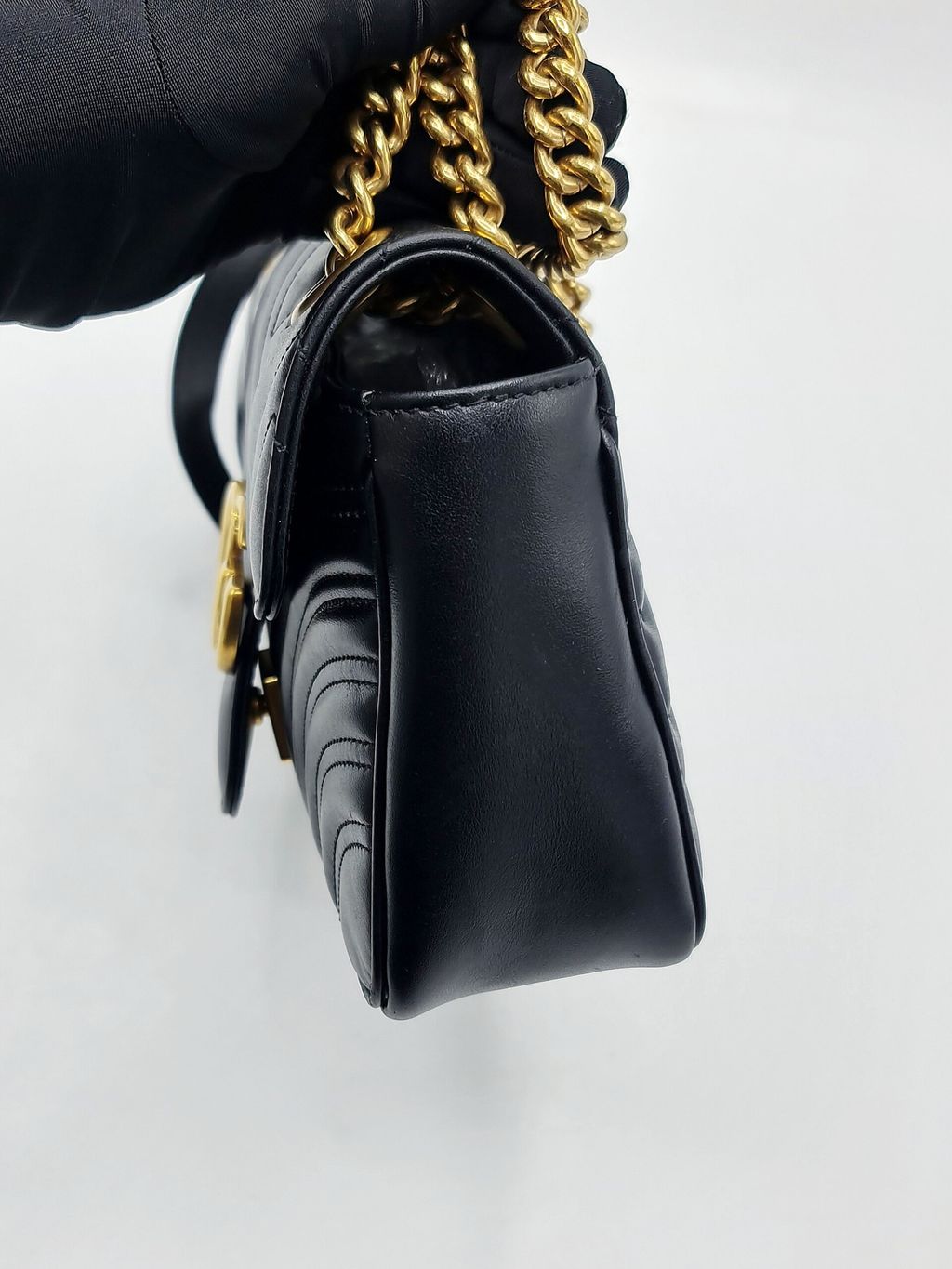 fe975b33-70f2-49f0-b3c2-c44812d44265