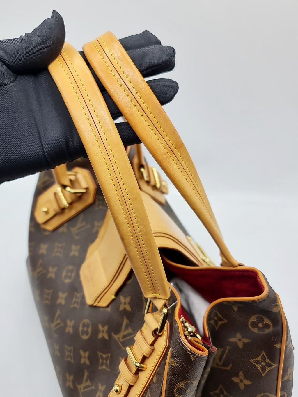 e5e32c7a-5d32-4277-9787-820c54838387