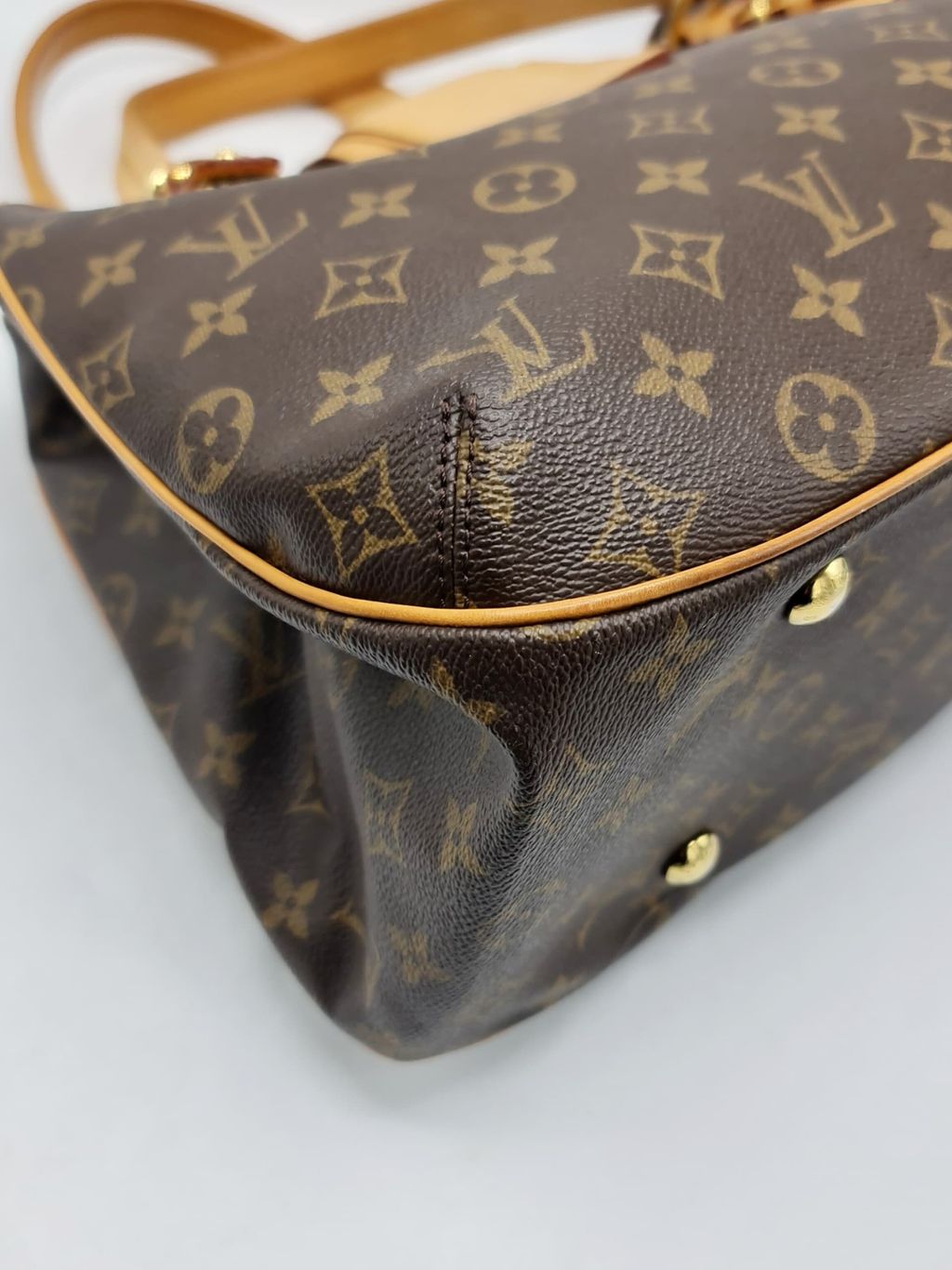 eefe7f71-d602-47b1-b1a4-08eb7bbba3ab