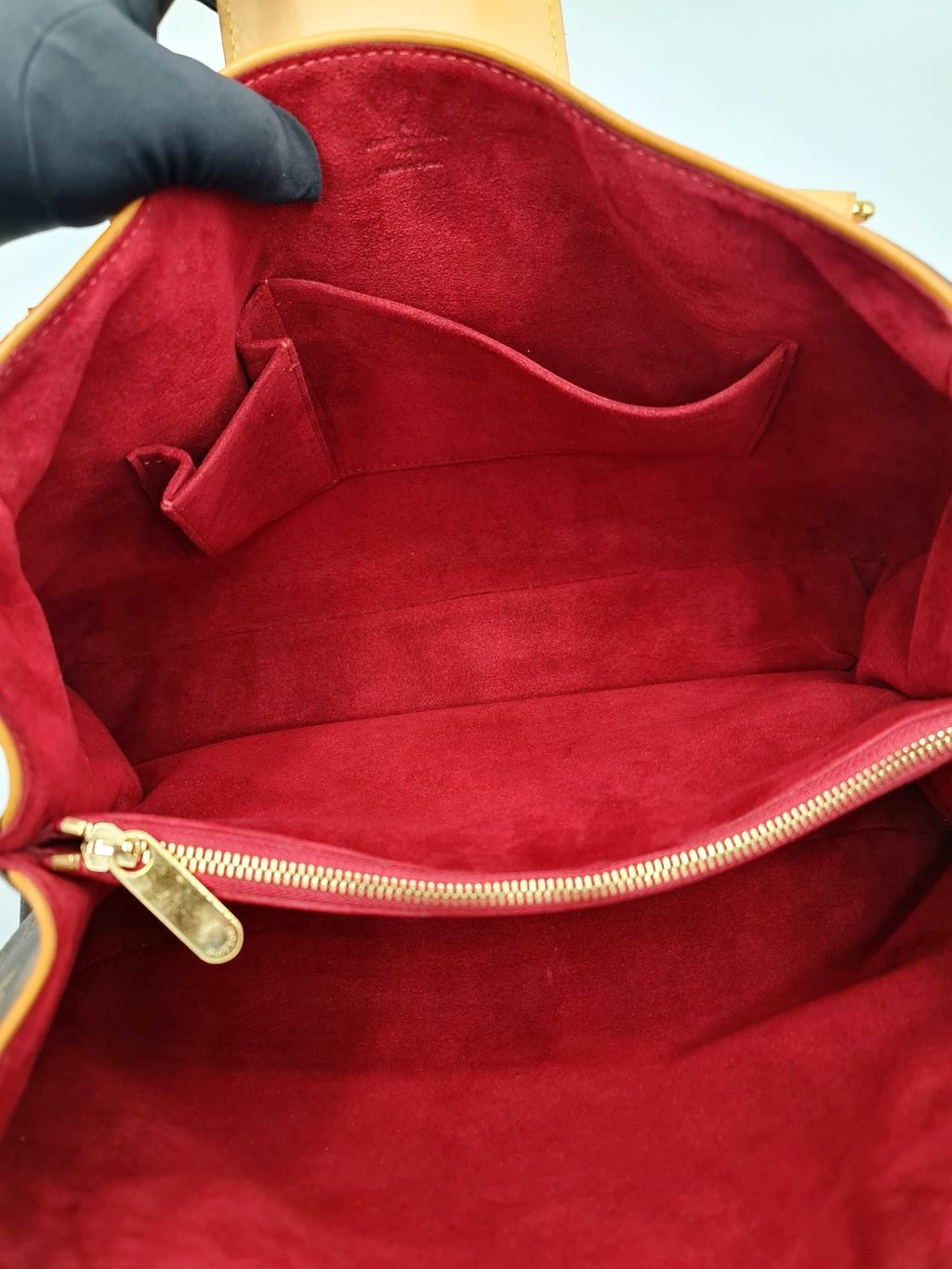 76c763fd-c0e8-42b7-8699-8af7ebbe7e22