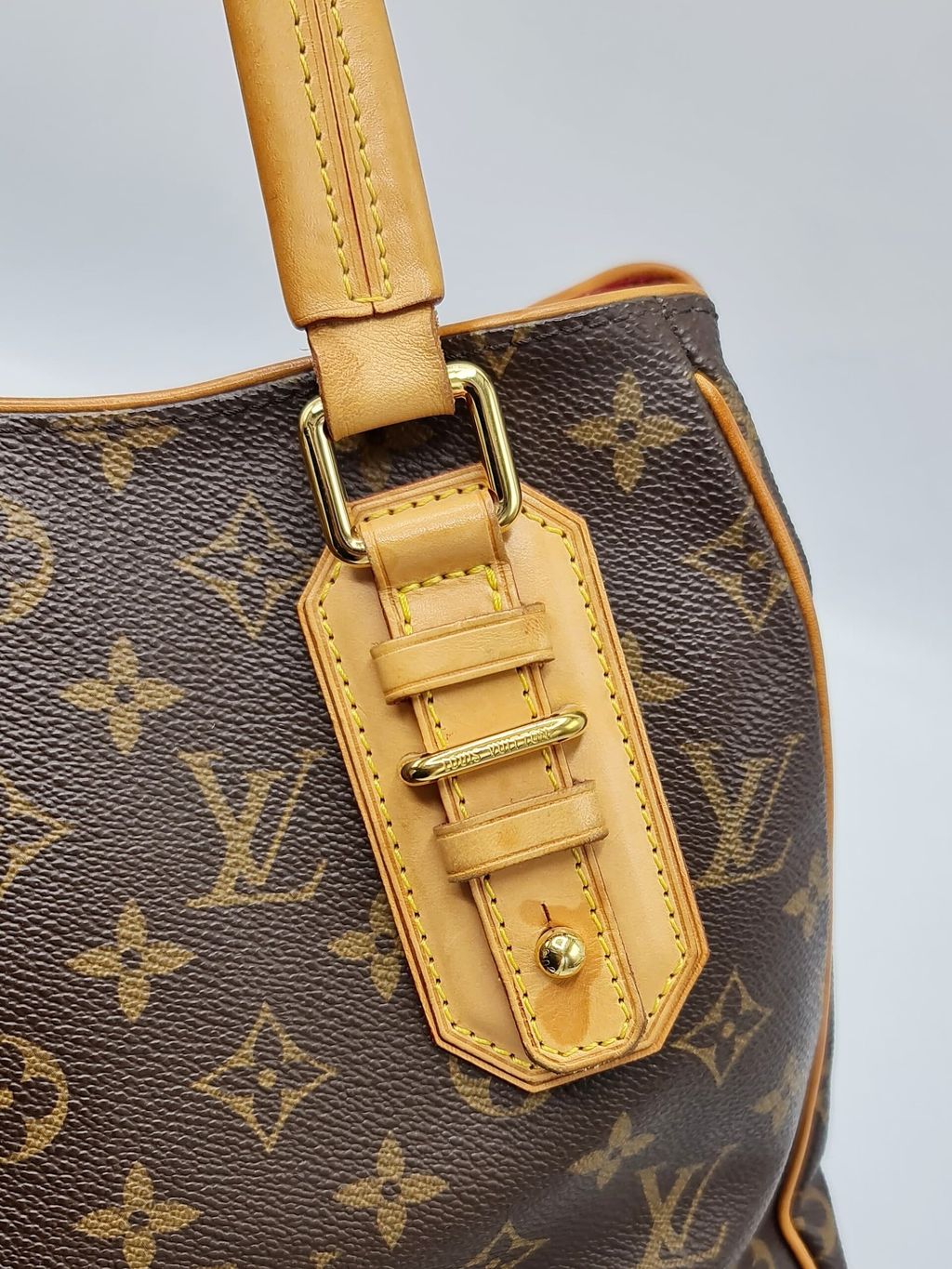 e593bd2c-e2f8-404f-ae1d-e18876fb665f