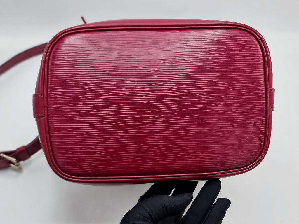 3ef3c221-f1e4-404e-8351-273c1a7df703