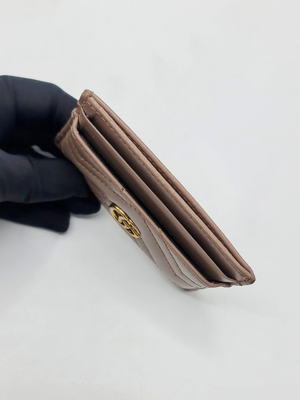 b047c4a7-904f-43da-8a6f-eb9e893d75f4