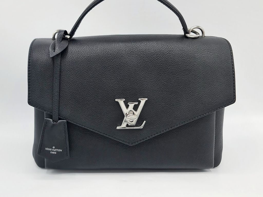 812d9121-4b89-46d0-8edf-af5efe3c2c9f