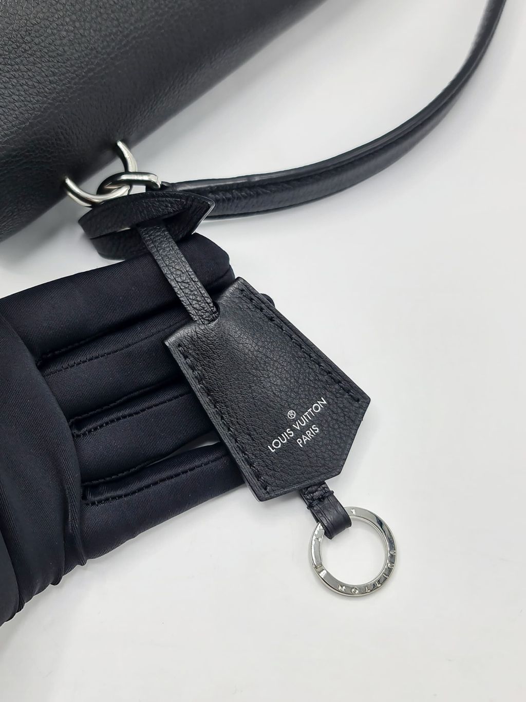 d9d4ae4a-d835-494a-8af2-2ea38442f8c7