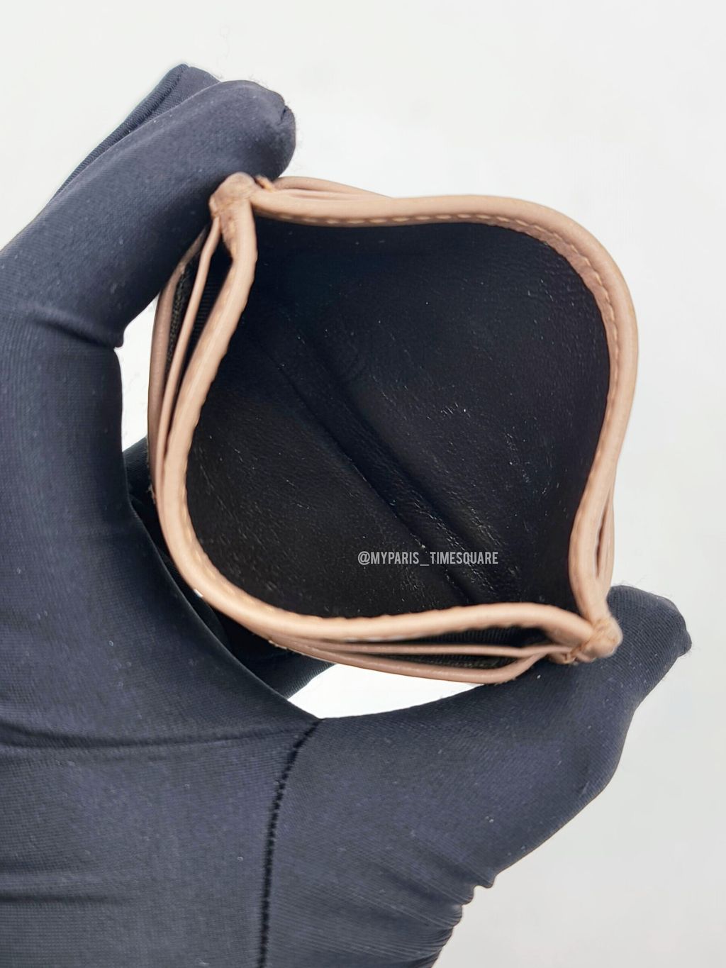 c23bf127-bafe-42be-8fb2-f80a66dfb8df