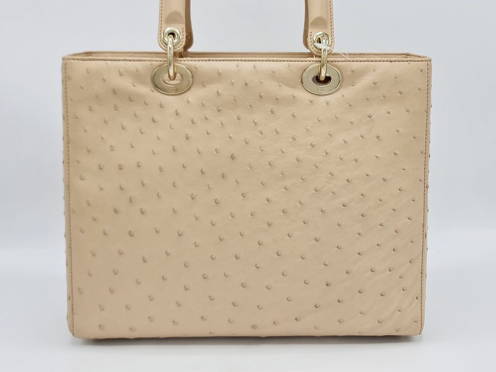 eafdbf61-f27f-4868-9be8-9af3d20644fc