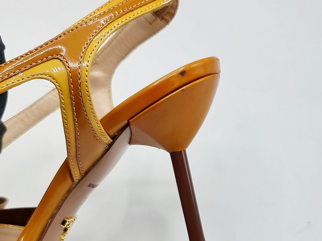 b67d944a-8eef-4d97-9c8a-0837652ca8cd