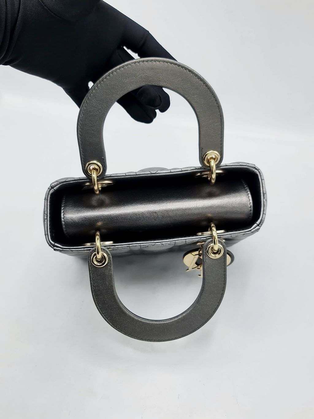 cfdc4e92-3652-4e1a-8247-f5aa379fc7a0