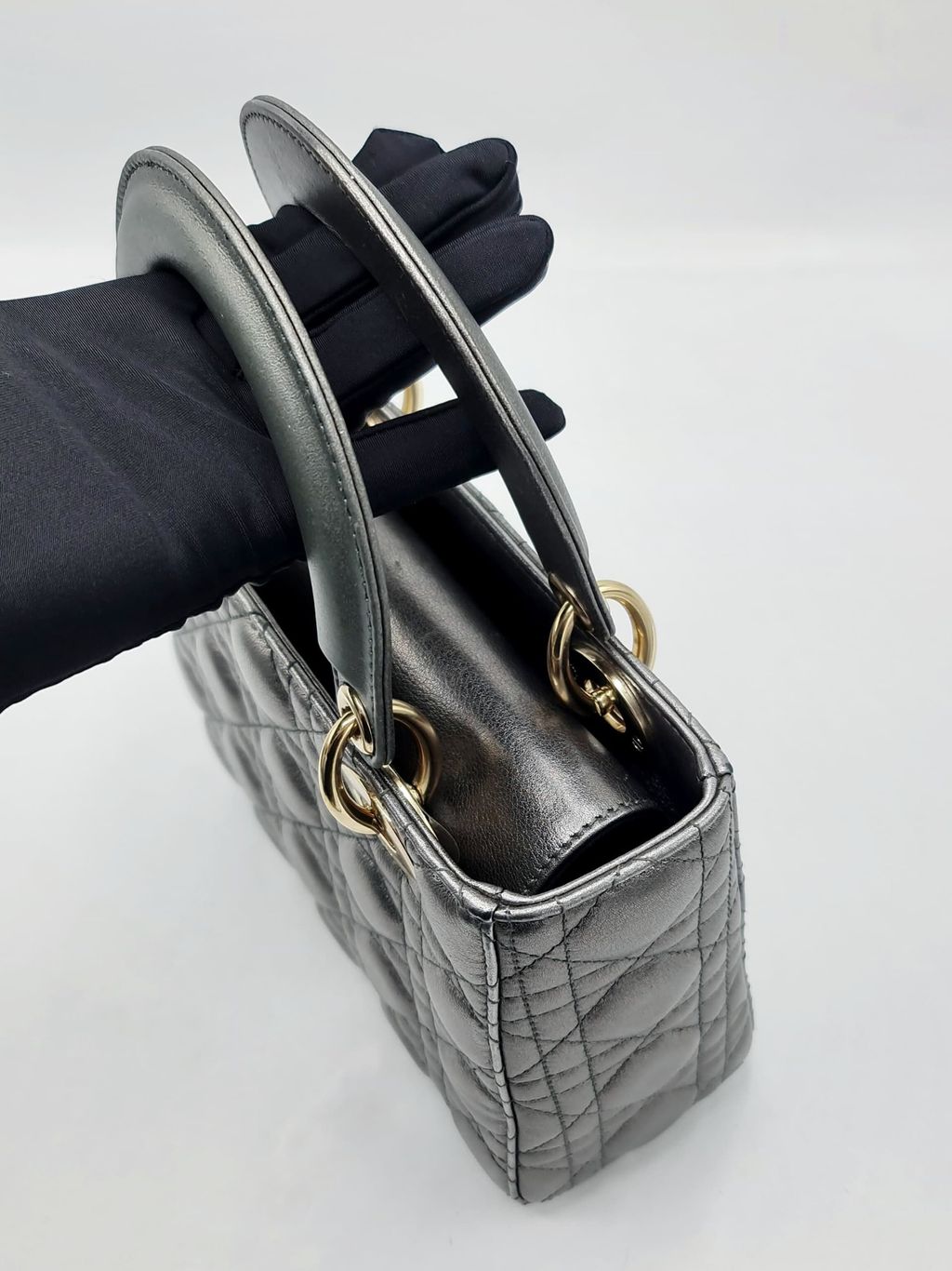 de2815de-6471-4d25-bef1-6bea844c780e