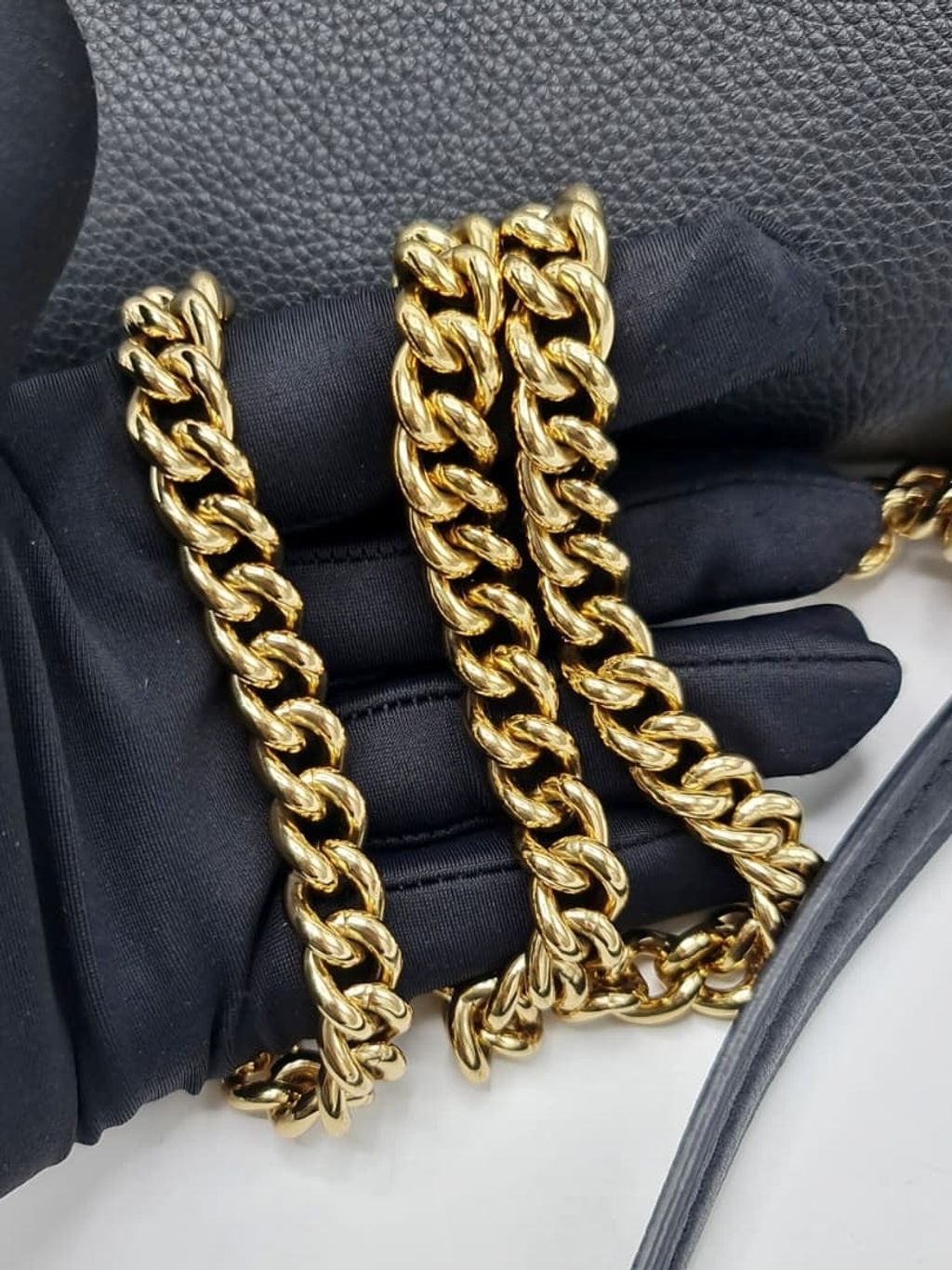 3e2b043d-947d-490c-bf6f-d544727f5d7e