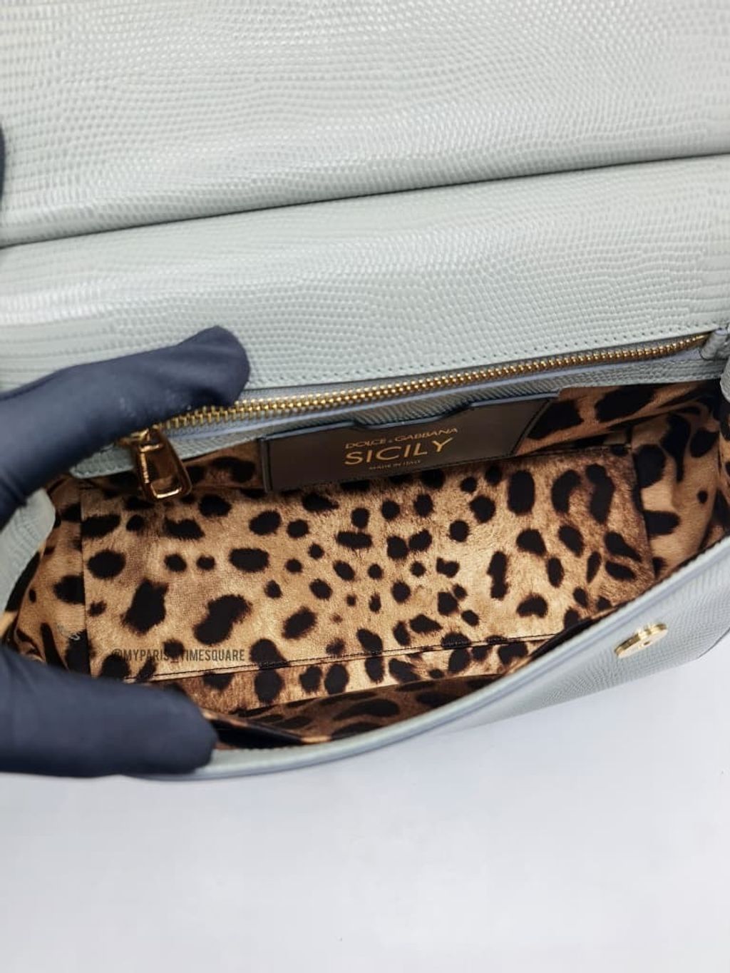 eee55017-76ca-41dd-870b-82c1a6dadb02