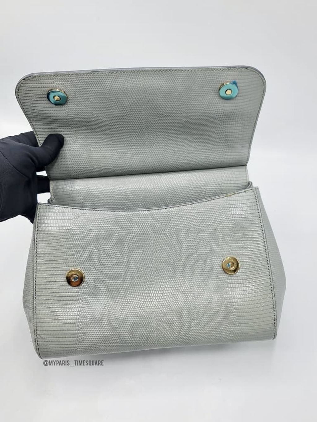 bd904f47-554e-475d-87f9-2c4804489c67