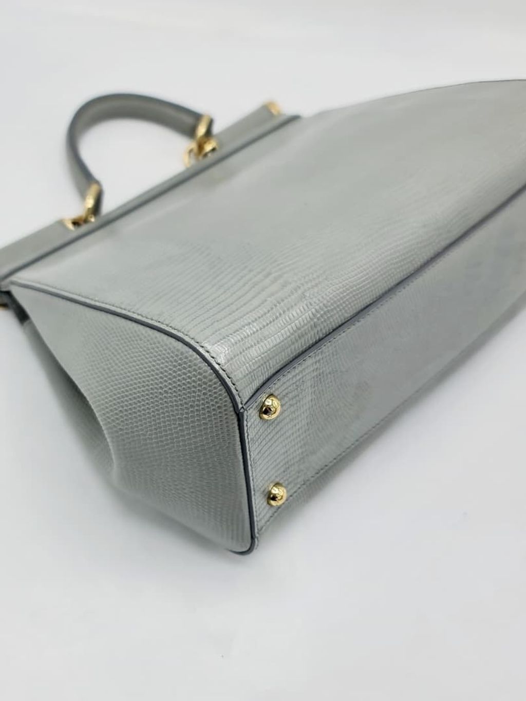 9eb178ec-af16-42e8-8281-dc2ac6fd3f2e