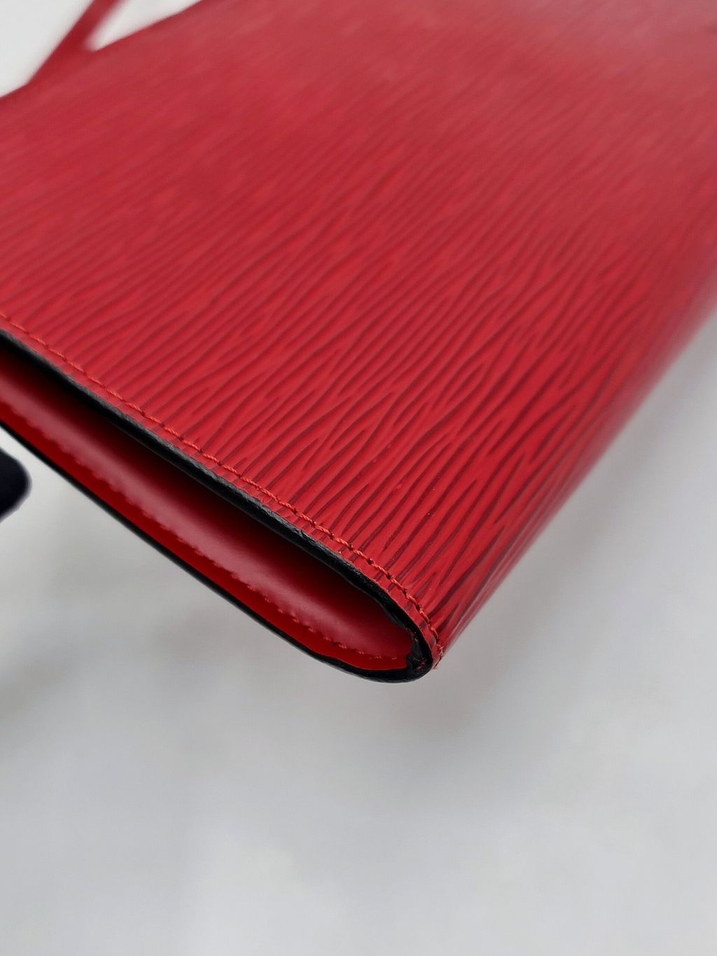 c5acf180-cf85-4e1a-bb6b-4dcebd2c8a16