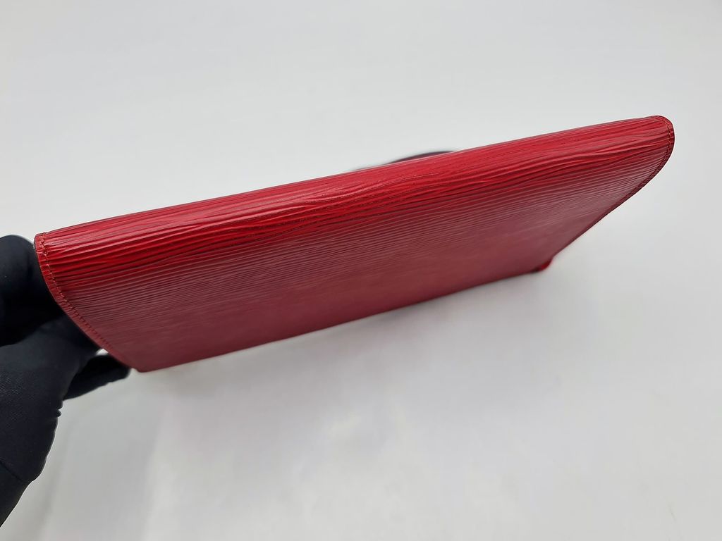 d0aa52a6-0385-462e-a8e7-cb0d22eb8078