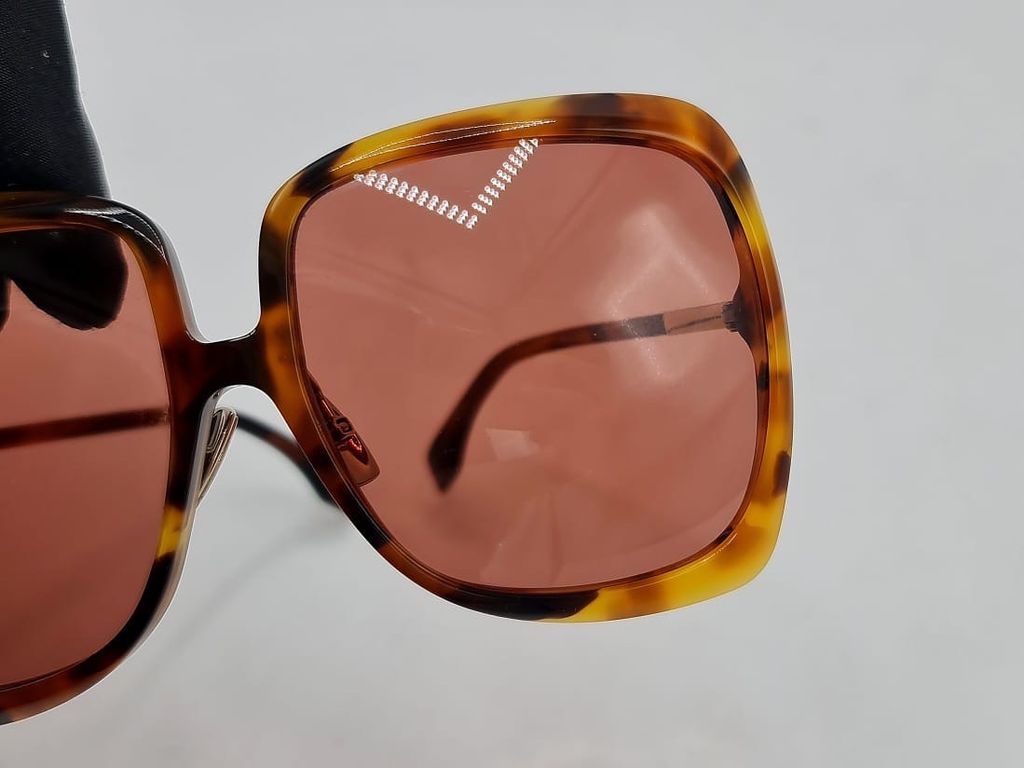 8101fee7-70cd-466f-8783-d6a64d76b321