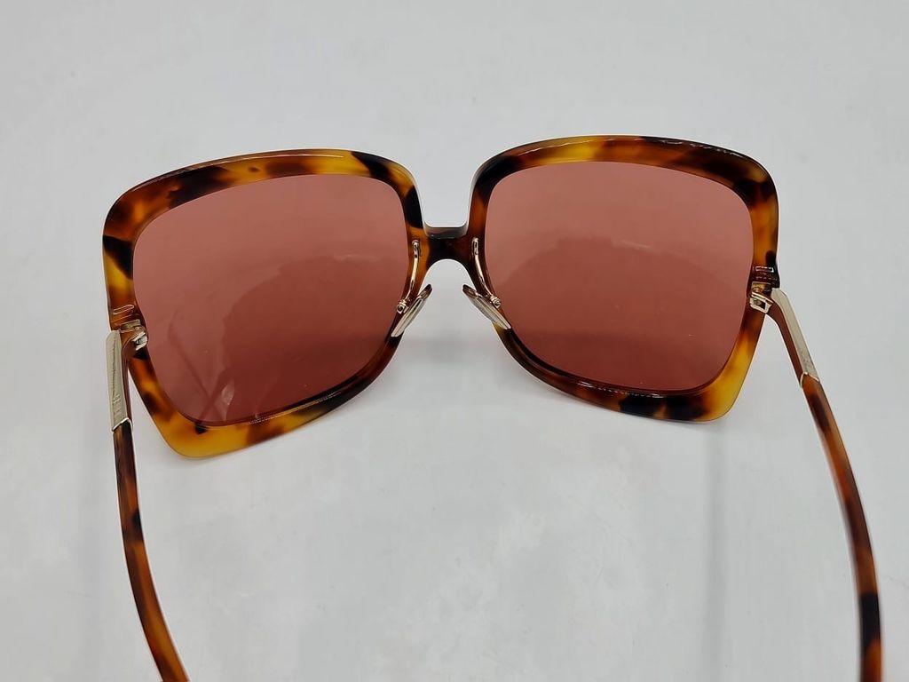 30beced8-9cb4-45f1-9911-af21e9a4cb64