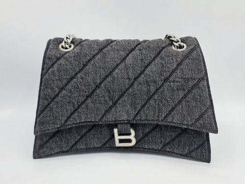 7084d8de-0be6-463d-ba29-0b1abdc4d33c