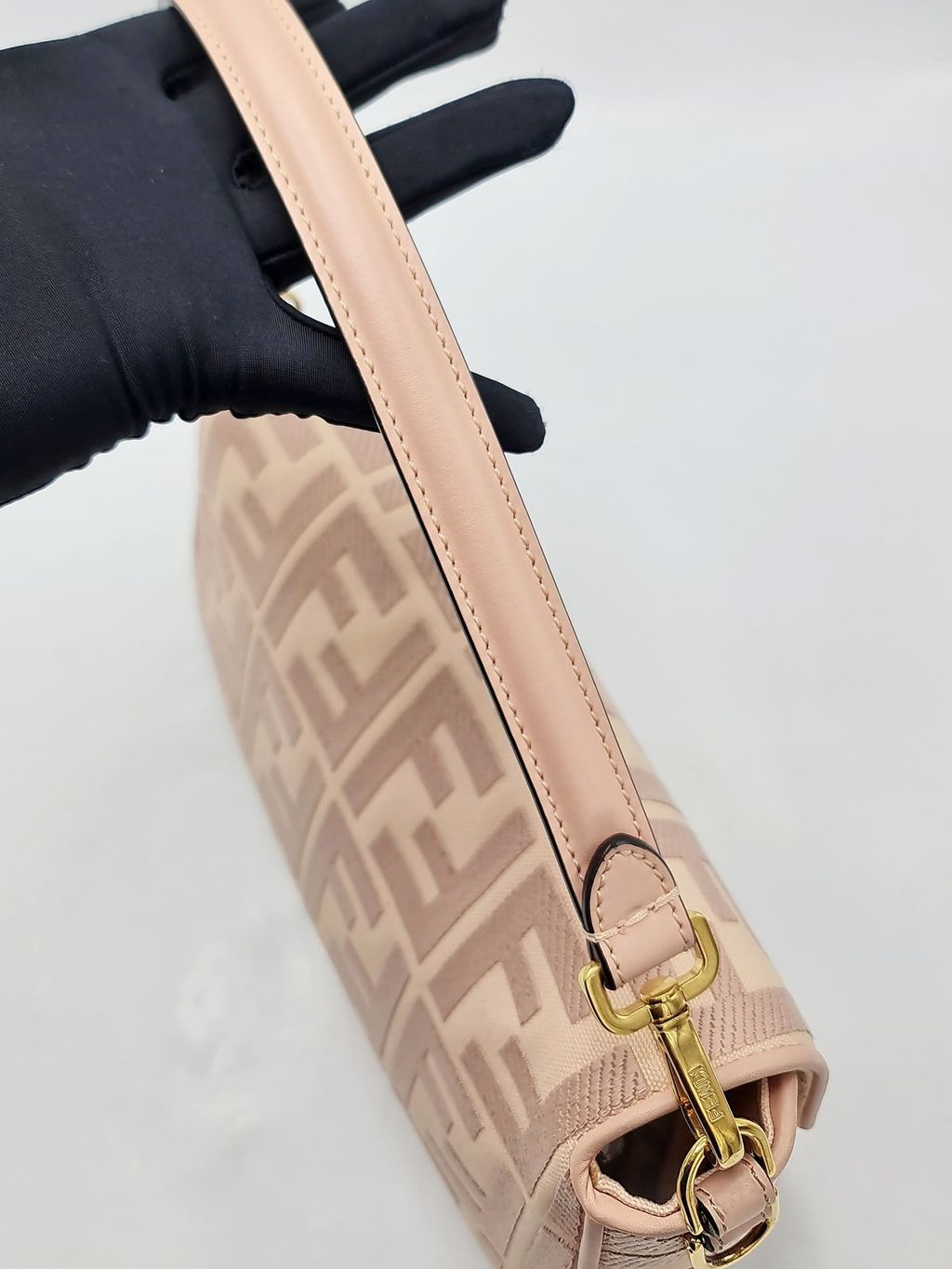 6043447c-82be-4f69-bc73-da66e71fffb8