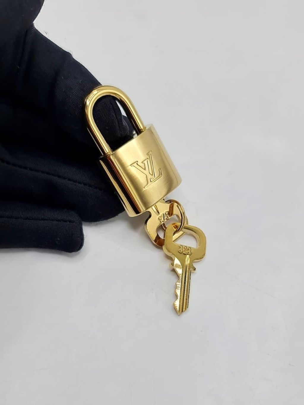 d295594c-b59e-46c4-9e34-95c1b03de32a