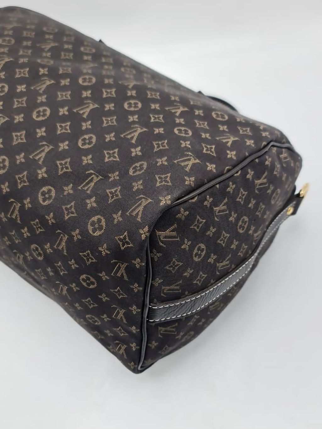 393c99ee-d1e2-4ceb-920b-0f96f8201c01