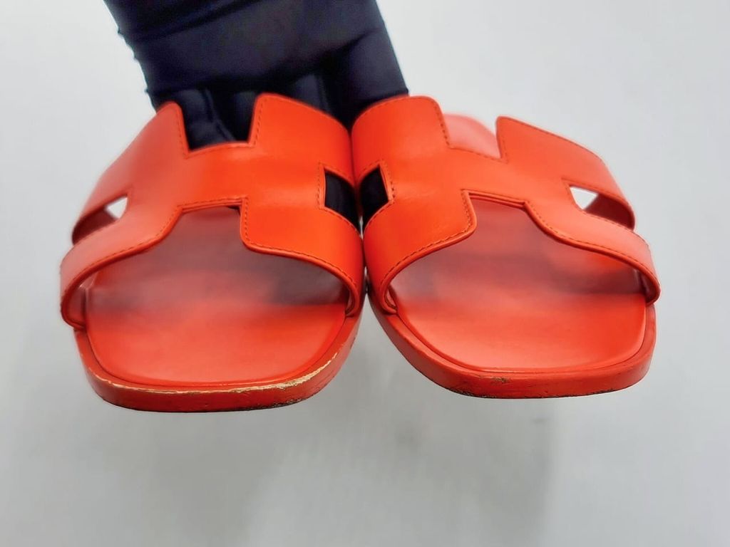 836e56bd-810a-4e5c-a09e-8d57c8724768