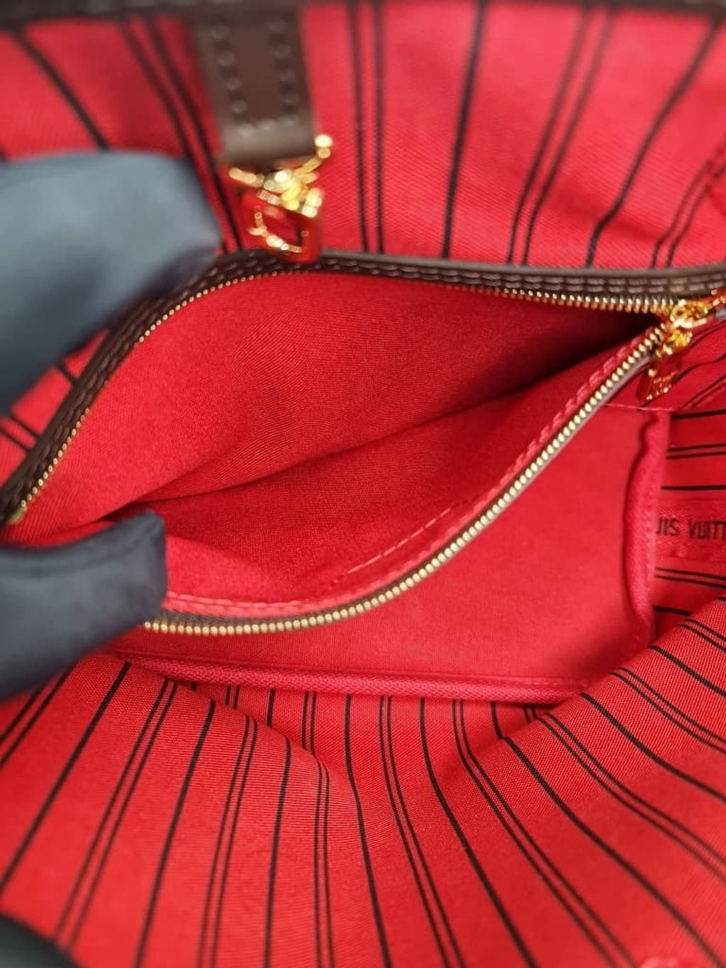 f0f2e95b-2f44-4de5-8f90-c838614abfaf