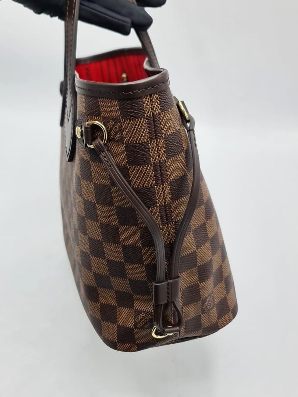 2335ec38-98ad-4fe9-a24a-9db7048acbef