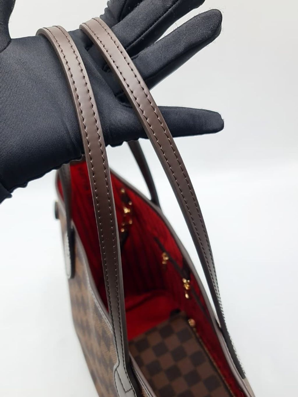 f044500b-a9fc-4968-89ea-ca04967bb72a