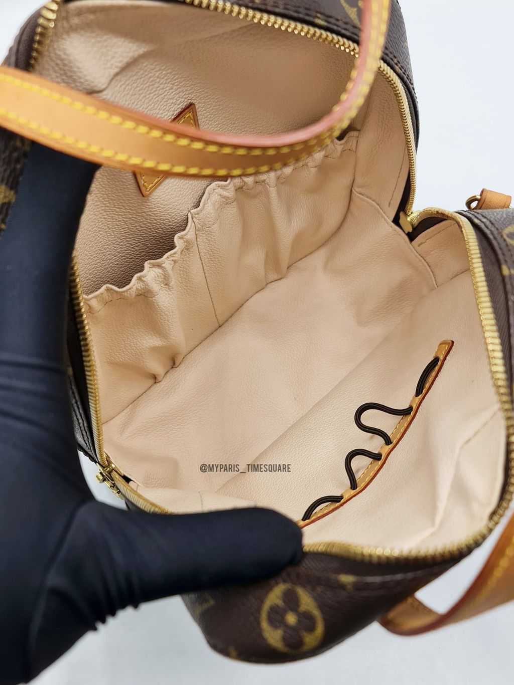 fb6a60d6-5269-4dba-bd5b-3301f058c4b7